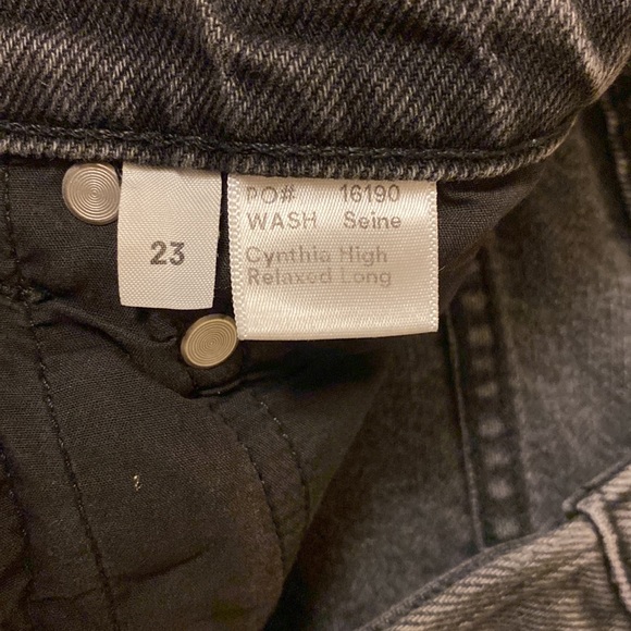 Reformation Cynthia High Relaxed Long Jeans in Seine Wash size 23 - Picture 8 of 8